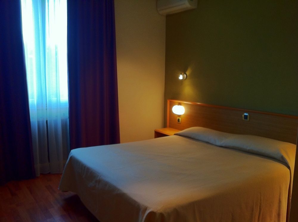 Hotel San Francesco Borgomanero Eksteriør billede